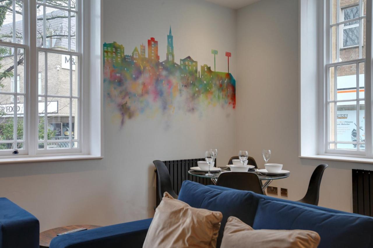 New London Life Executive Apartments Челмсфорд Екстериор снимка
