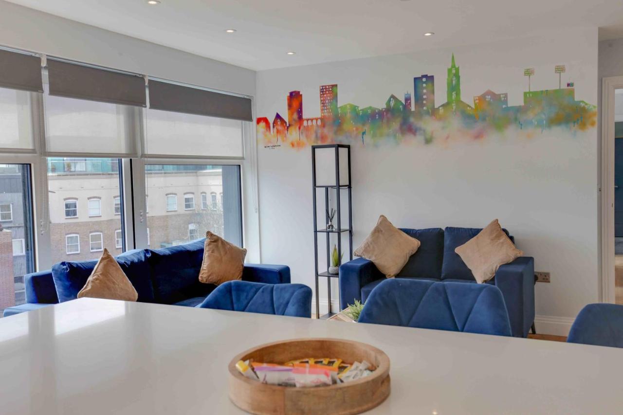 New London Life Executive Apartments Челмсфорд Екстериор снимка